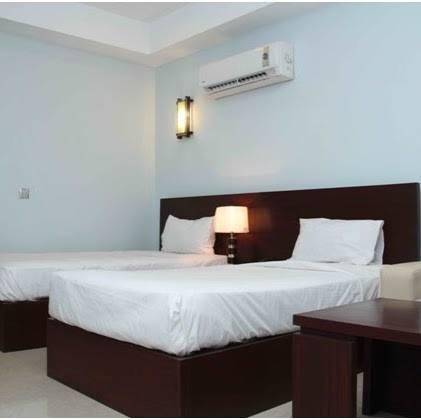 Hotel Multan Continental Exterior photo