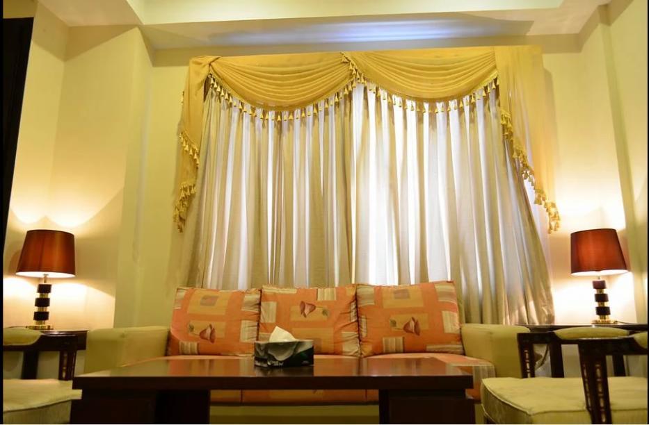 Hotel Multan Continental Exterior photo